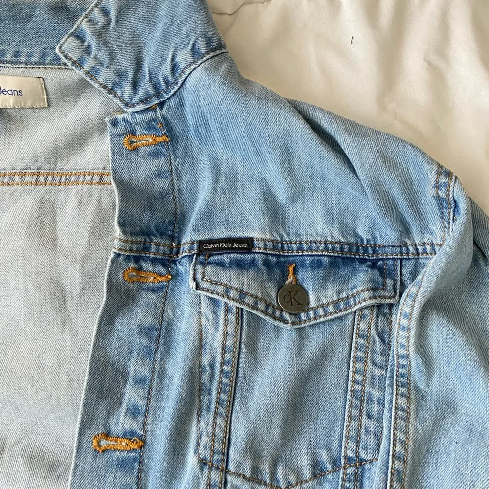 Calvin Klein • Jean Jacket - Picture 5 of 7
